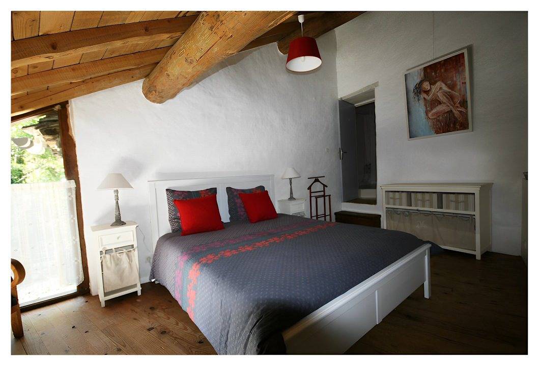 Les Granges d'Ignaux - Chambre 1 in Ignaux, Pyrénées