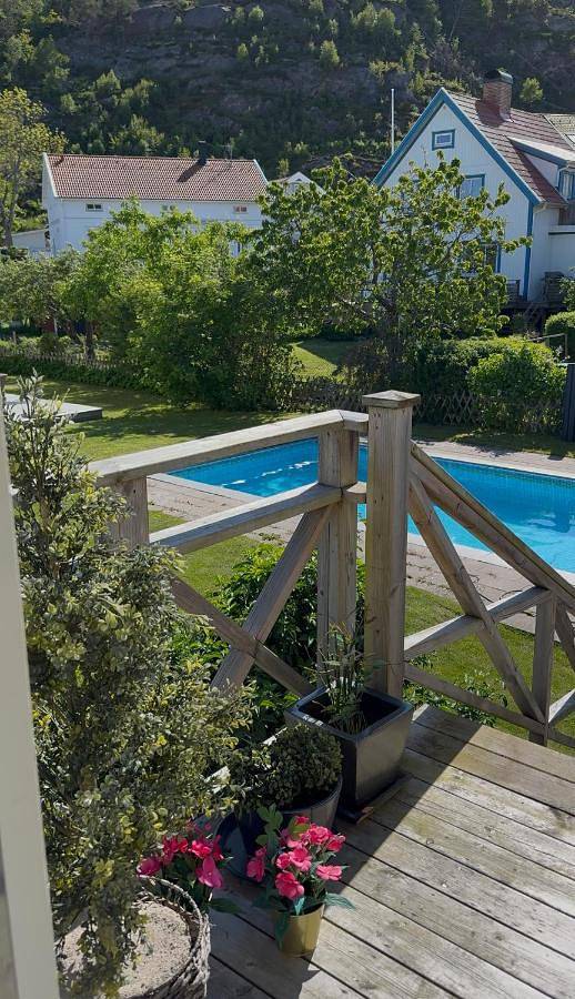 Ferienhaus für 8 Personen, mit Garten und Balkon sowie Pool - 1