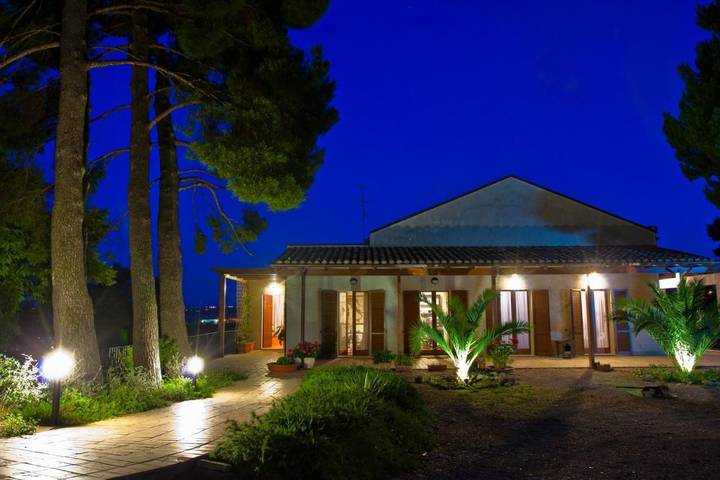 Casa vacanza per 4 persone, con Terrazza e Giardino a Chieti