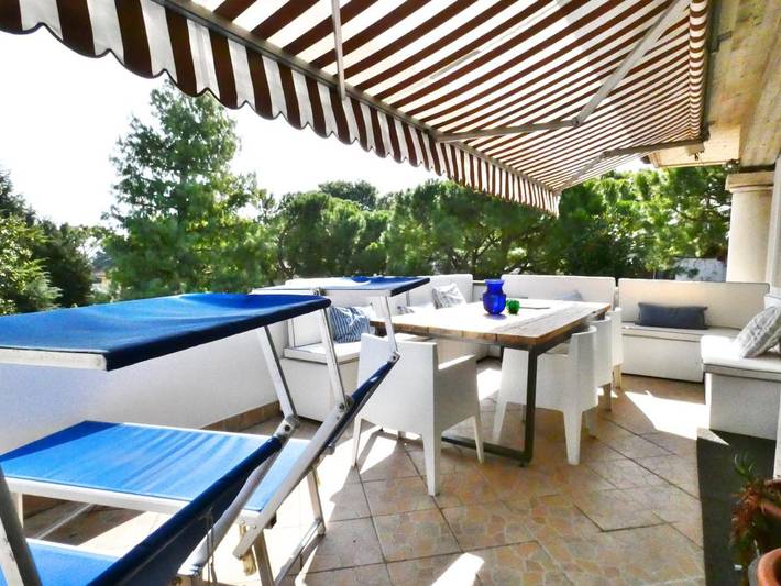Loft per 3 persone, con panorama e balcone a Sirmione