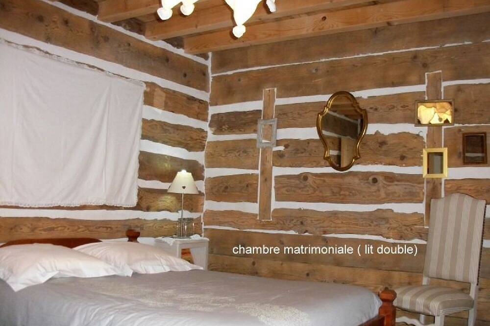 Ker Cambre, Atout France -Chalet-Vista a la Montana-Familiar-Baño para person... in Saint-Pierre-dels-Forcats, Parque Natural Regional de los Pirineos Catalanes