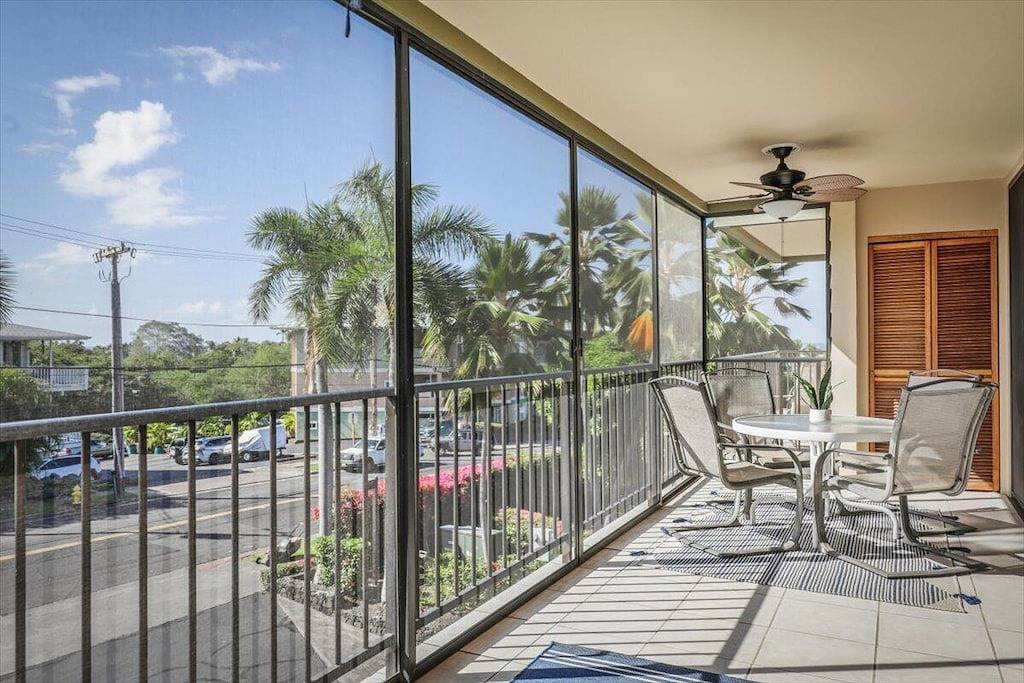 Ganze Wohnung, New! 🌺 Kahaluu Bay Village 201 🐠 Close to Snorkeling, Swimming & Surfing Plus Pool 🐬 in Kahaluu Beach Park, Kahaluu-Keauhou