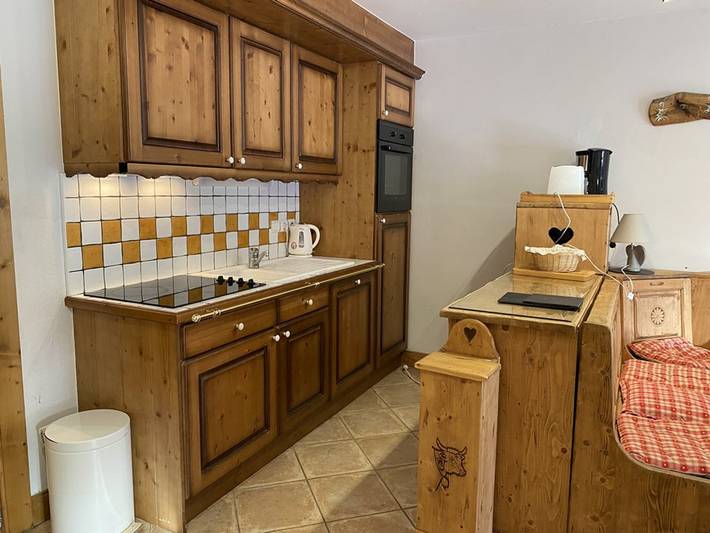 Ganze Wohnung, Wohnung 6 Pers, Pool, 3 Zimmer, Balkon, Parkplatz in Cohennoz, Albertville und Umgebung