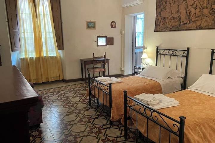 Location de vacances pour 12 personnes, avec terrasse et balcon/terrasse, animaux acceptés à Radicondoli - 3
