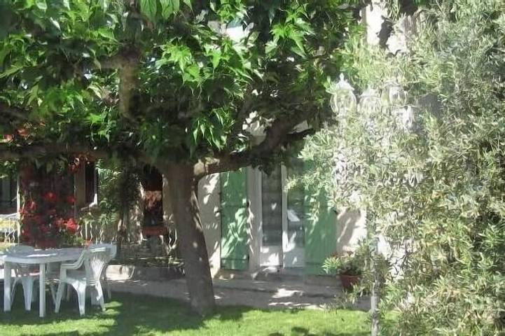 Ganze Wohnung, Für Ihre Ferien, besuchen Sie die Provence ! in Verquières, Arles und Umgebung