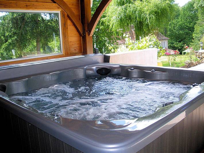 Chambre d’hôte pour 2 personnes, avec piscine et jacuzzi ainsi que jardin et sauna dans le Lot - 3