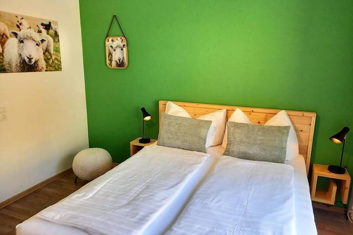 Ferienwohnung für 2 Personen, mit Garten und Balkon - 1