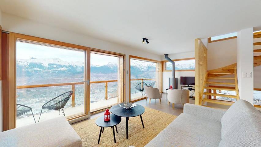Ferienhaus für 6 Personen, mit Balkon und Terrasse sowie Garten in Les Agettes