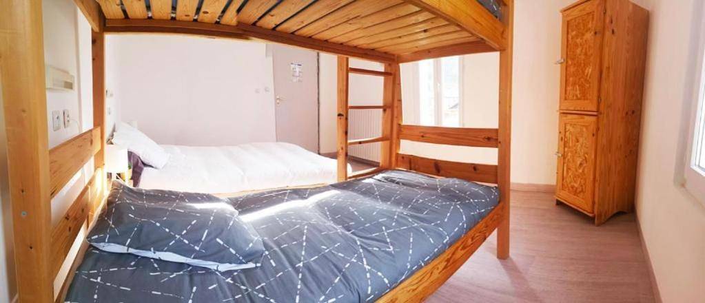 Hôtel pour 2 personnes, avec jardin et terrasse à L'Argentière-la-Bessée - 4