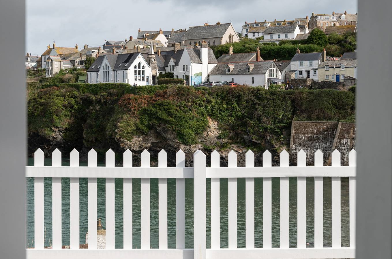 White House Cottage in Port Isaac, Pentire Point - Widemouth