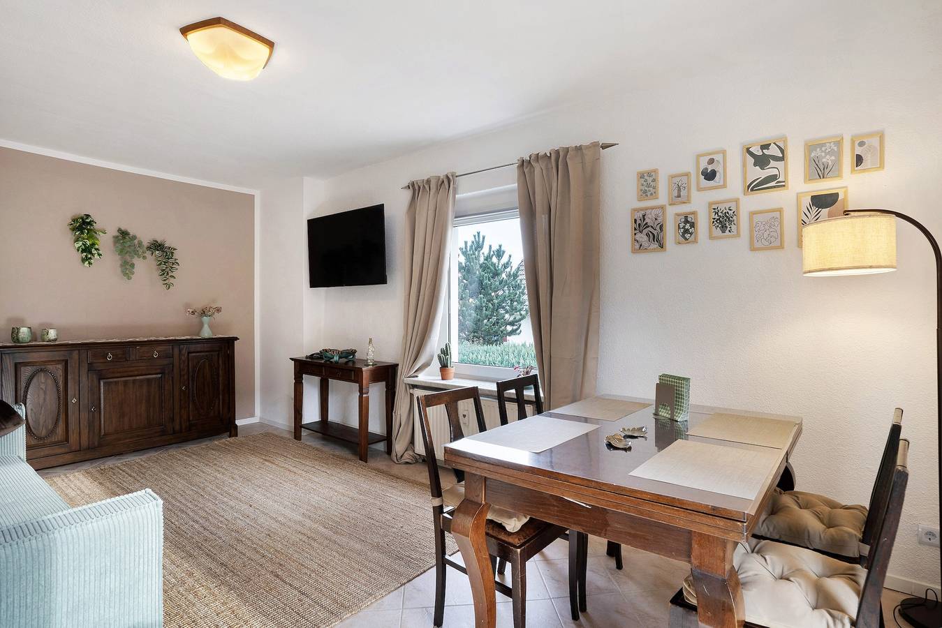 Ganze Wohnung, Apartment „Yvette's 2“ mit Gemeinschaftsgarten und Wlan in Lugau/Erzgebirge, Erzgebirge