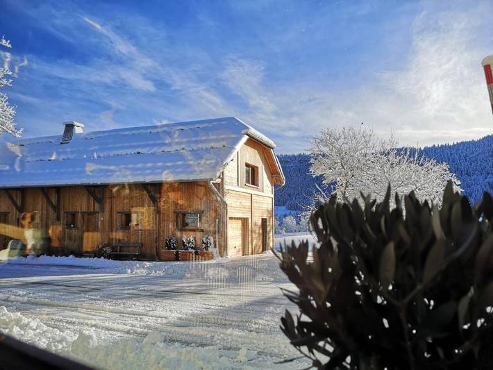 Gîte pour 6 personnes, avec jardin et balcon à Chapelle-des-Bois - 4