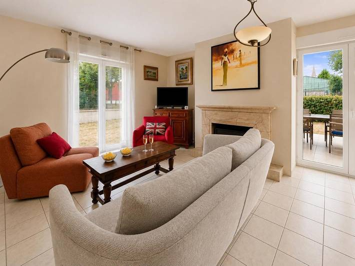 Location de vacances pour 6 personnes, avec Terrasse et Jardin à IFS