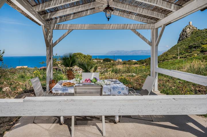 Appartamento per 4 persone, con Vista oceano e Balcone/Terrazza nonché Giardino e Panorama a Scopello (Sicilia)