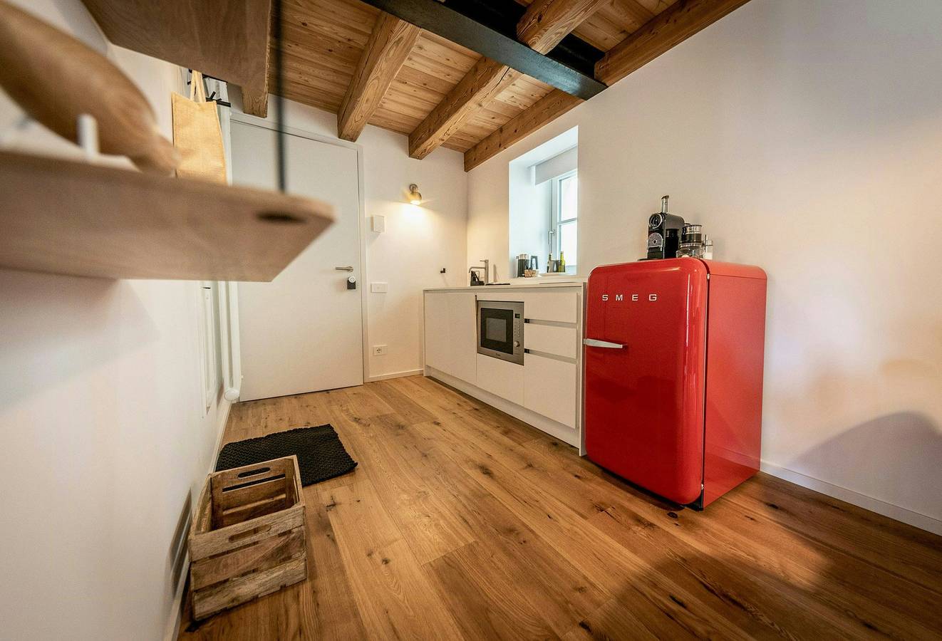 Ganze Wohnung, Design-Loft für zwei Personen im Zentrum von Chiavenna in Kleven, Bernina-Alpen