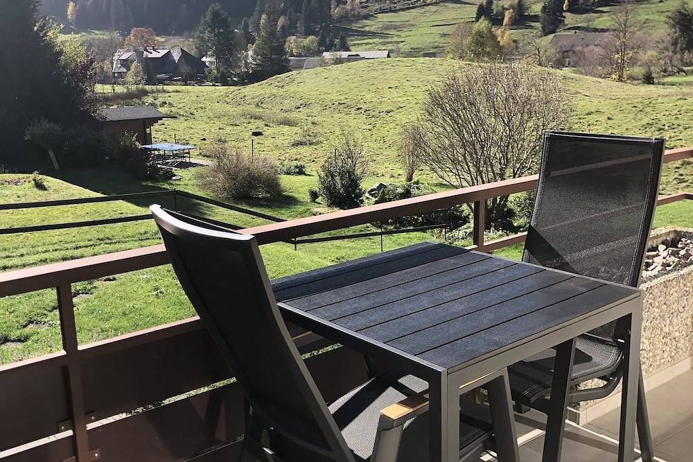 Ganze Wohnung, Moderne Schwarzwald Loft mit Bergblick -  Skilift, Badesee & Therme in Suedlicher Schwarzwald, Sankt Blasien
