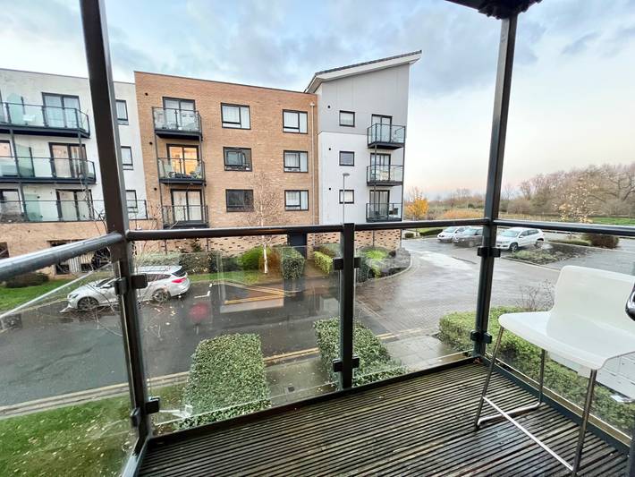 Apartamento vacacional entero, Modern 2-Bed Dartford - Free Parking & Fast WiFi in Dartford, Kent