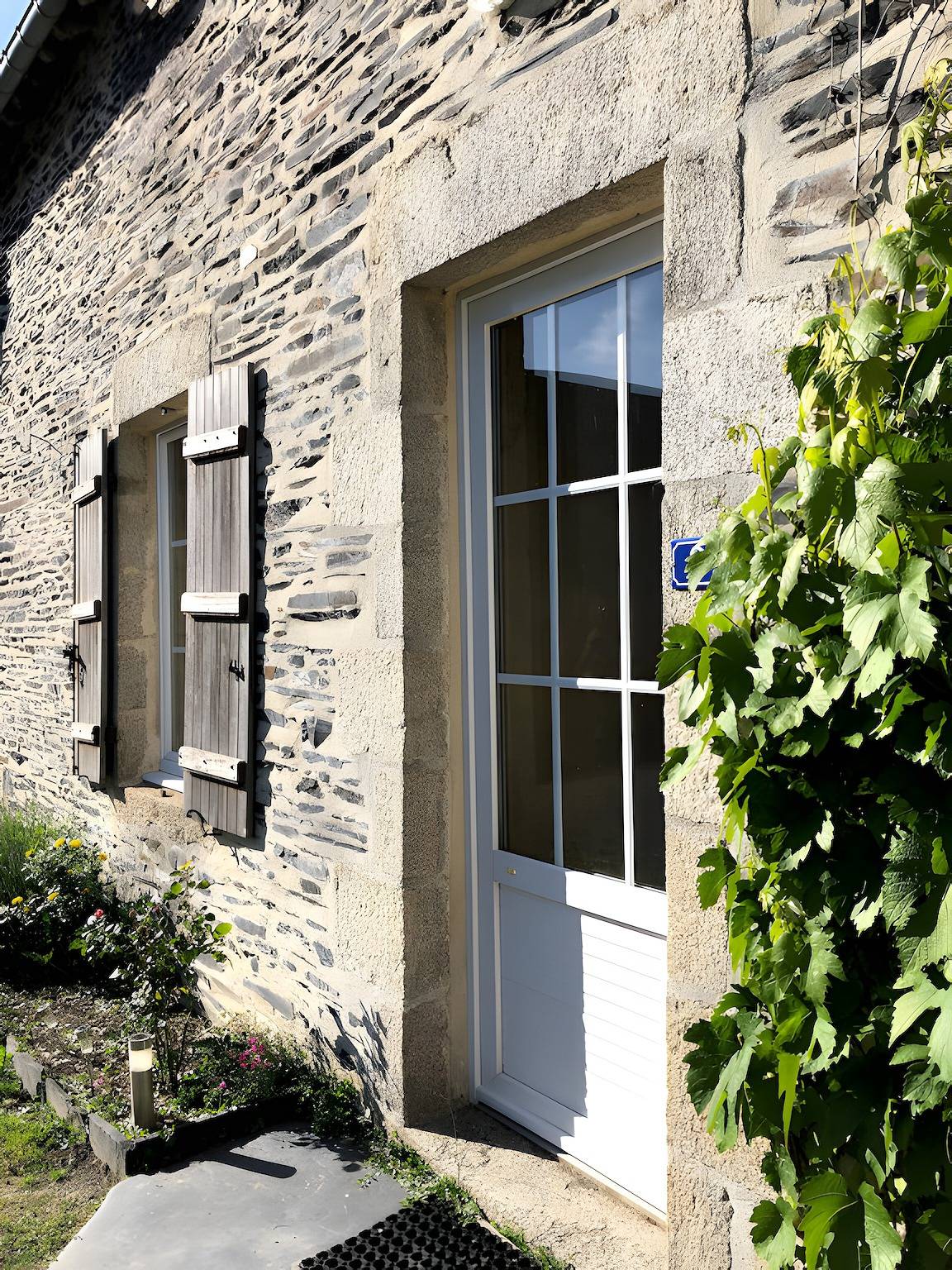 La Heudière - Gîte familiar con jardín privado y Wi-Fi in Javron-les-Chapelles, Mayenne (desambiguación)
