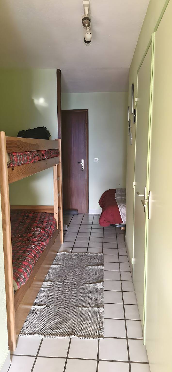 Estudio entero, Apartamento «Les Granges 13» con vistas a la montaña, balcón y Wi-Fi in Villard-Reculas, Parque Nacional de los Ecrins