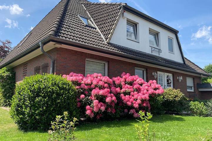 Ferienwohnung für 3 Personen, mit Whirlpool und Balkon sowie Sauna, mit Haustier in Dollern