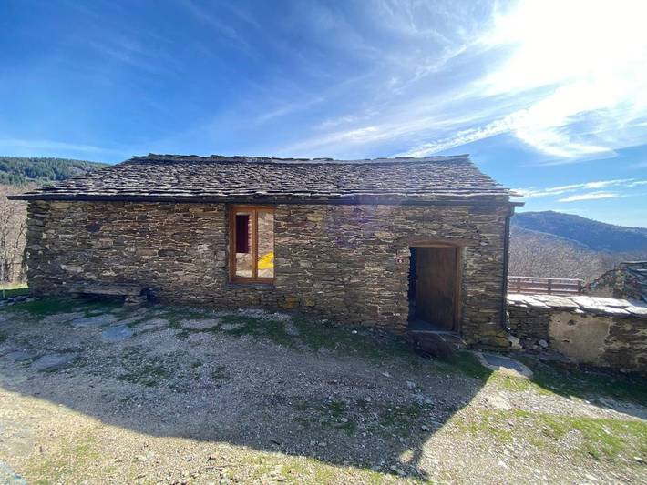 Location de vacances pour 6 personnes, avec vue et jardin, animaux acceptés dans Molezon - 2