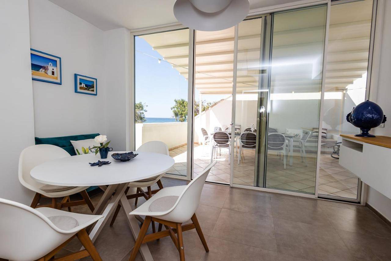Three-Bedroom House in Rivabella di Gallipoli, Rivabella