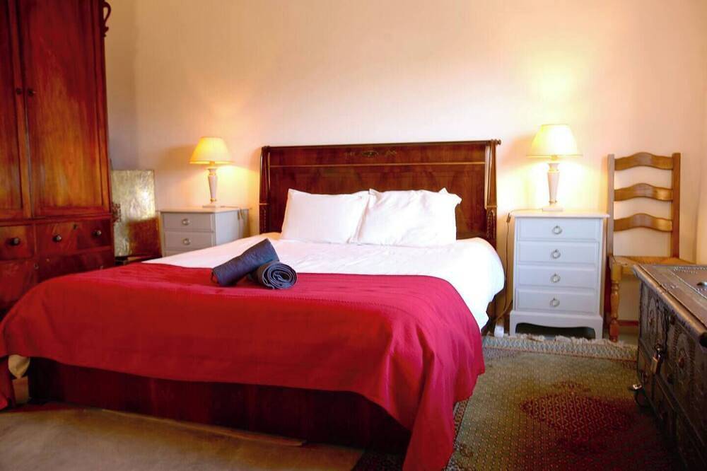 Geheel appartement, Romantic Countryside Retreat with Private Garden Near Tomar in Tomar, Santarém District