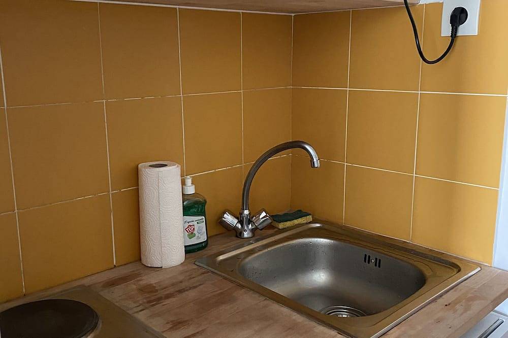 Apartamento entero, Studio in quiet residence with parking in Gradignan, Región de Burdeos