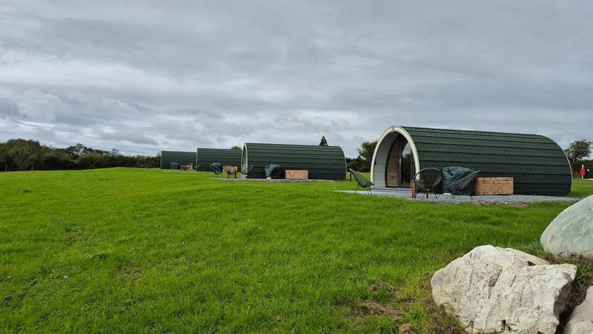 Cottage for 4 people, with Terrace and Garden as well as View in County Kerry