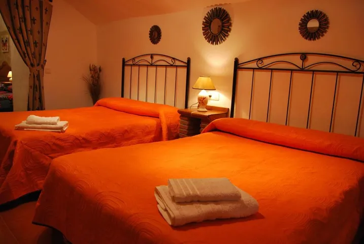 Casa rural para 10 personas, con piscina además de vistas y jardín - 1