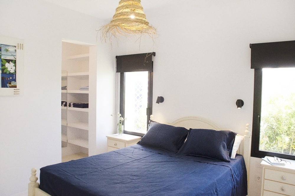 Prestigious villa in Menorca - Cala Llonga in Cala Llonga (Menorca), Mahon