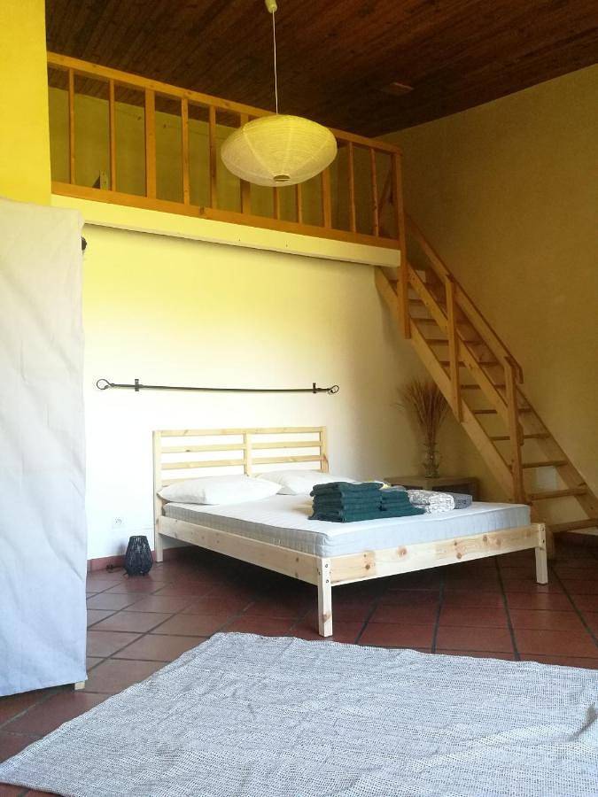 Location de vacances pour 8 personnes, avec vue et jardin à Cases-de-Pène - 2