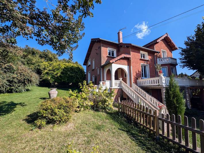 Gîte pour 8 personnes, avec jardin