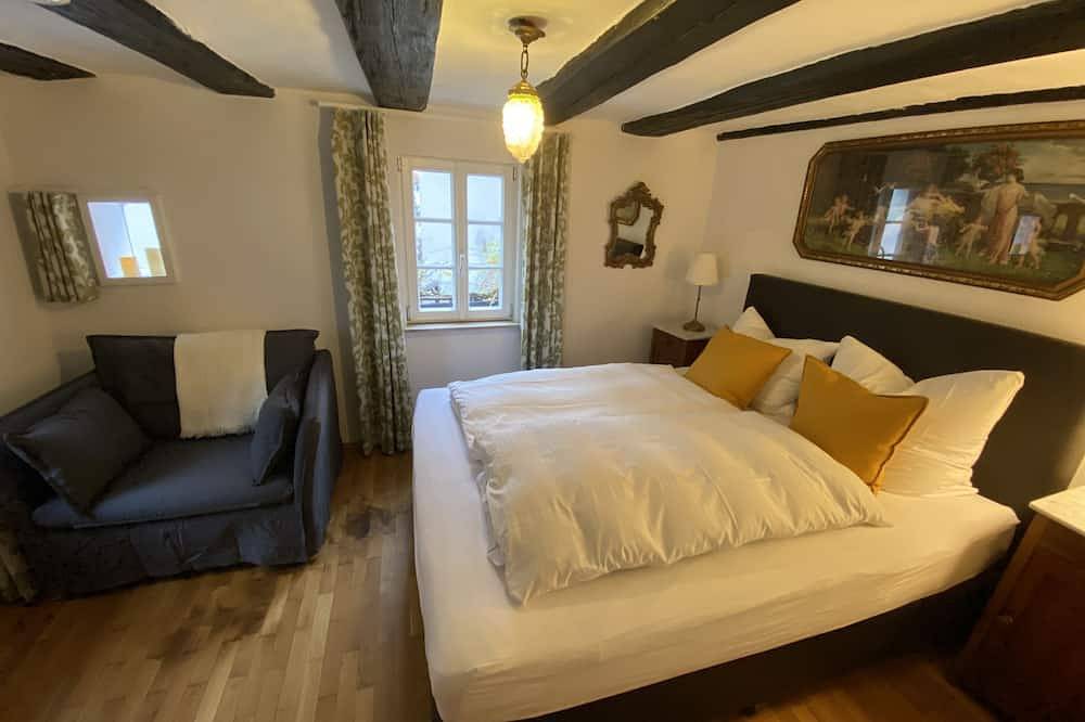 Ganze Wohnung, Wohnen in der „Quetsche Kuche Stubb“ -          Fewo im historischen Ambiente in Neustadt an der Weinstraße, Pfälzer Rheinebene