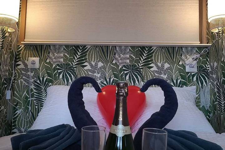 Ferienwohnung für 4 Personen, mit Terrasse und Whirlpool in Le Havre - 3