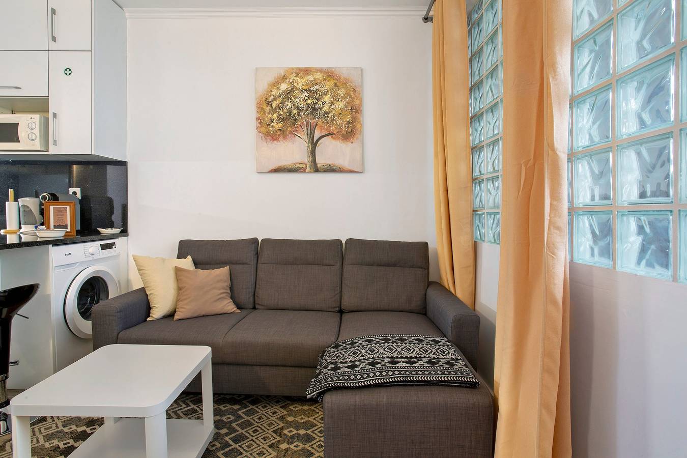 Hel leilighet, Apartment 'Refúgio Na Cidade 104' with Wi-Fi in Funchal (Santa Luzia), Madeira