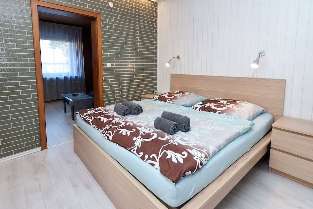Ganze Wohnung, Schöne, kleine und geschmackvolle Ferienwohnung wartet auf Sie in Oberhausen, Ruhrgebiet