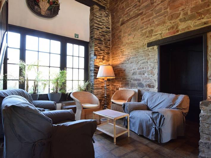 Authentic Holiday Home in Gouvy near Forest in Montleban, Gouvy