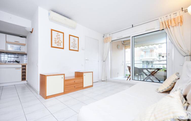 Gîte pour 3 personnes, avec piscine et terrasse à Vallauris - 4