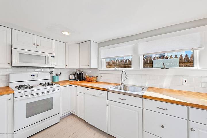 Vacation rental for 9 people, with yard in Belmar (NJ)