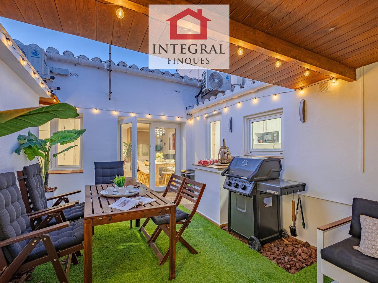 Geräumiges Haus mit Terrasse, Klimaanlage und Wlan, Palamós in Platja Gran de Palamós (Calonge), Palamós