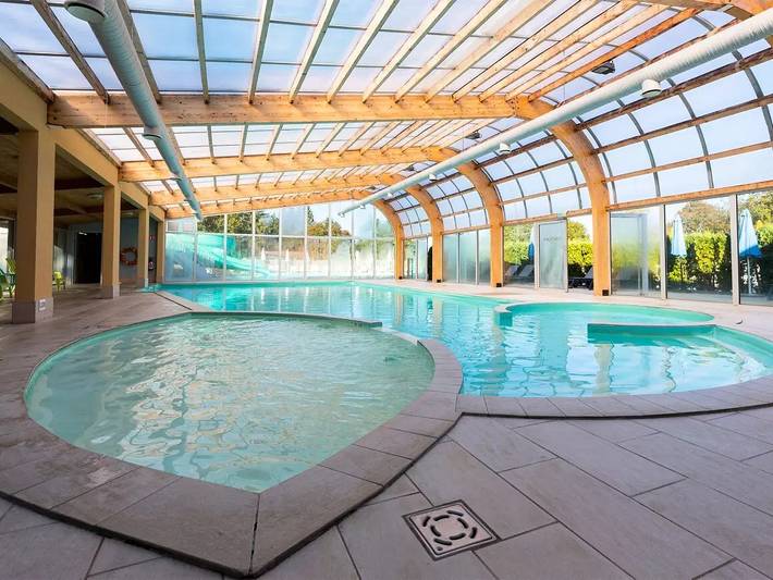 Camping pour 4 personnes, avec sauna et terrasse dans le Jura - 2