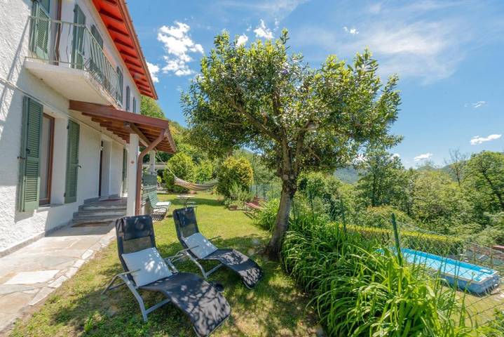 Ferienhaus mit Meerblick für 5 Personen, mit Pool und Balkon sowie Garten und Ausblick