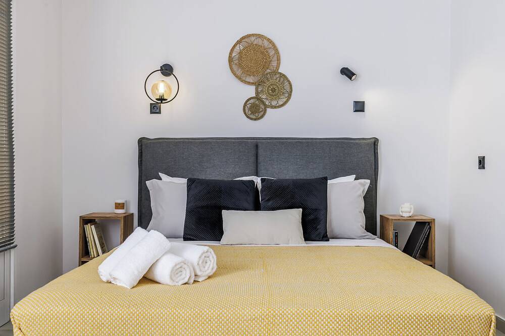 Ganze Wohnung, Vrachos house is an apartment in the most beautiful area of Skopelos in Greece in Skopelos Stadt, Sporaden