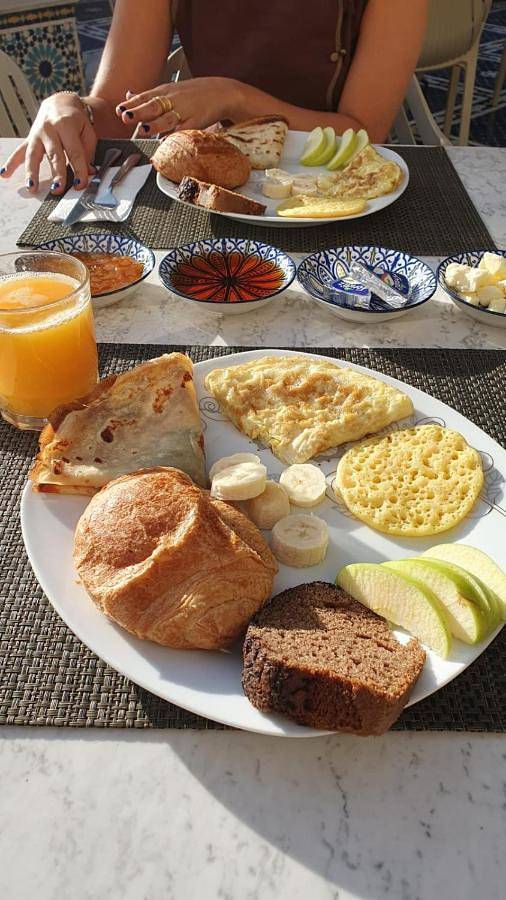 Gîte pour 5 personnes, avec vue et jardin ainsi que piscine et vue sur le lac, adapté aux familles dans Merzouga - 2