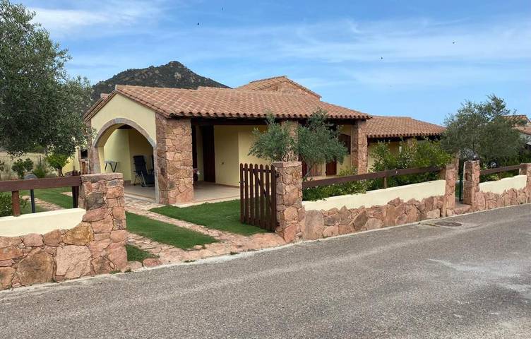 Villa per 4 persone, con giardino e panorama, adatto a famiglie con bambini - 1