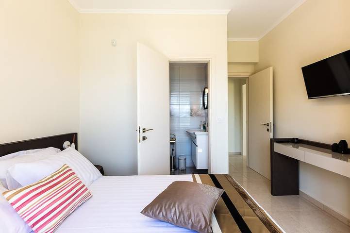 Harmony Villa - entspannen Sie an Ihrem eigenen Privatstrand! Absolute Privatsphäre! In der Nähe von Geschäften! in Chania und Umgebung