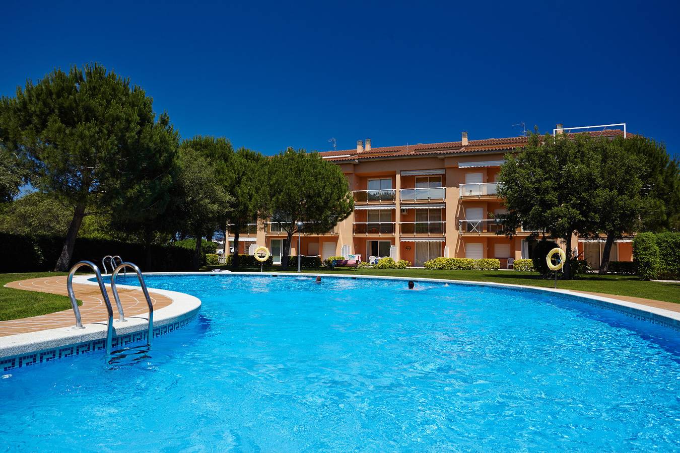 Entire apartment, 220 * Sg 2 A at.1ª in Pals, Costa Brava