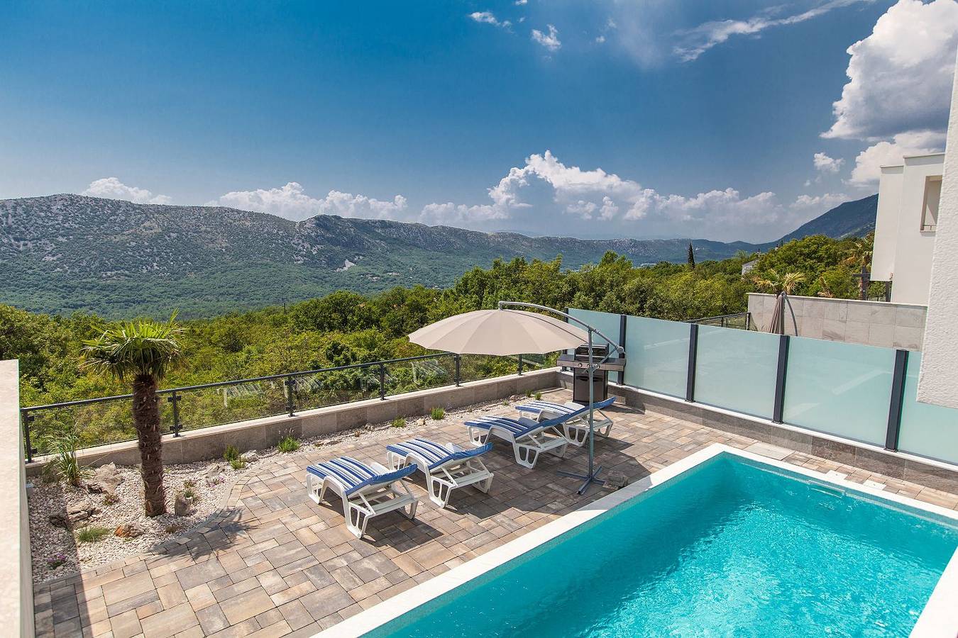 Luxusvilla mit Privatpool, Meerblick, großer Terrasse, Bbq in Tribalj, Primorje-Gorski Kotar