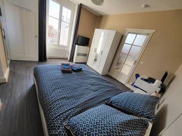 Gîte pour 2 personnes, avec vue dans Thermes Henry Chatel Guyon